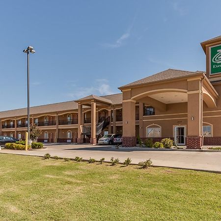 Executive Inn & Suites Cushing ภายนอก รูปภาพ